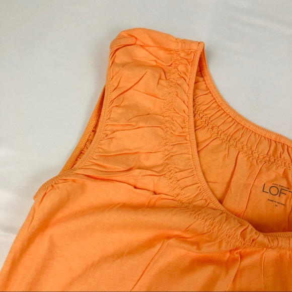 NWT Loft Sleeveless Top Orange Scrunched Detail M - Picture 4 of 7